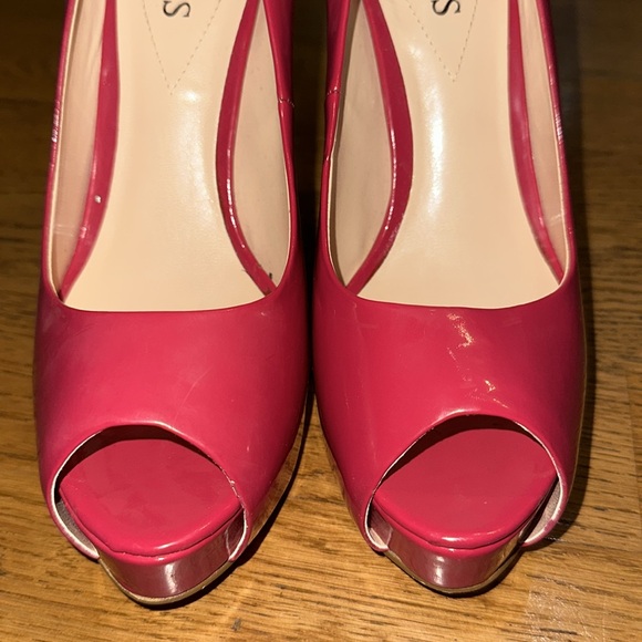 Gently used pink peep toe heels- Guess - Picture 4 of 8